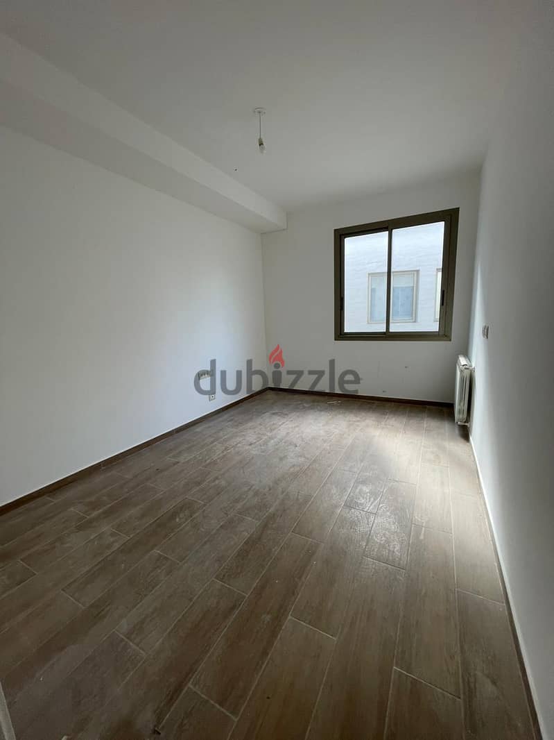 lovely 180 sqm apartment with a small upper terrace 8