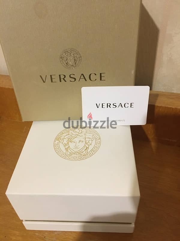 Versace Watch Look like New 1