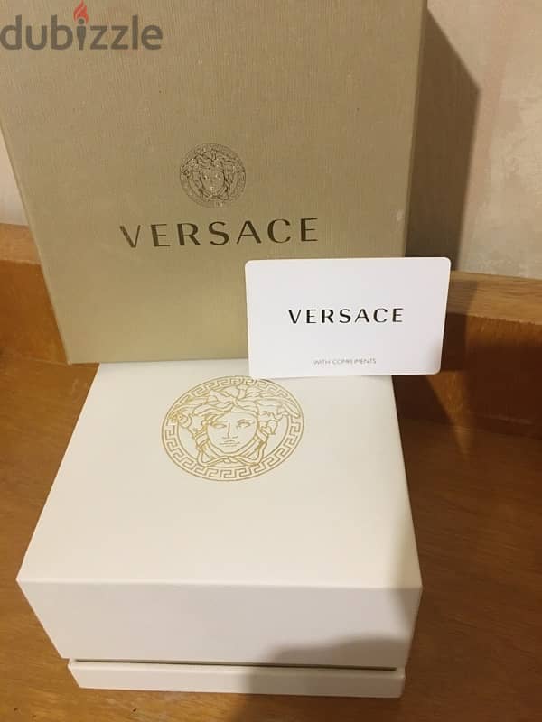 Versace Watch Look Like New 1