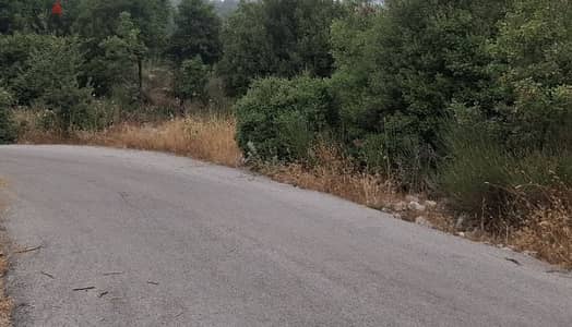 838m2 Land in Ghedres,keserwan عقار للبيع في غدراس،كسروان