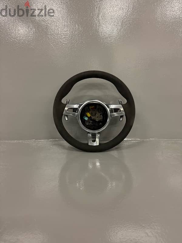 Porsche Steering Wheel 0