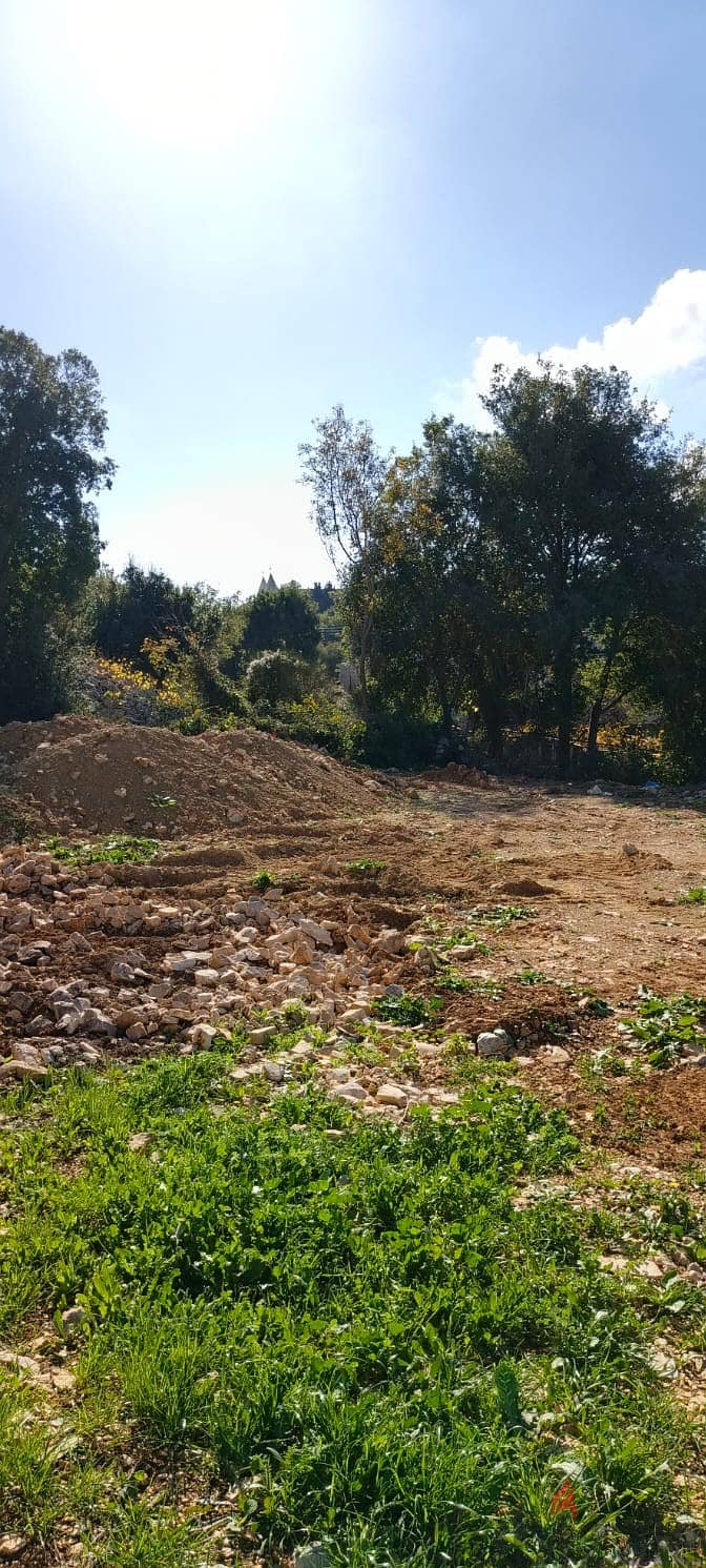 Land for sale in Abdelli batroun أرض للبيع في العبدلي البترون 3