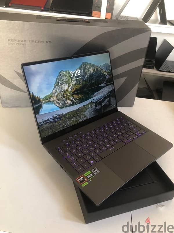 OLED IS HERE  LAPTOP ASUS ROG ZEPHYRUS 2024 RYZEN9-8945HS+ RTX4060 9