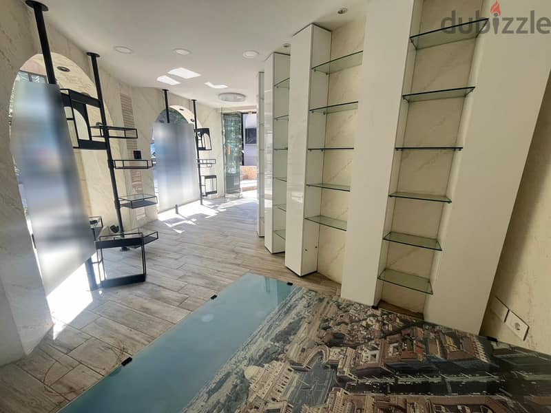 Shop for rent in Badaro محل للإيجار في بدارو 0