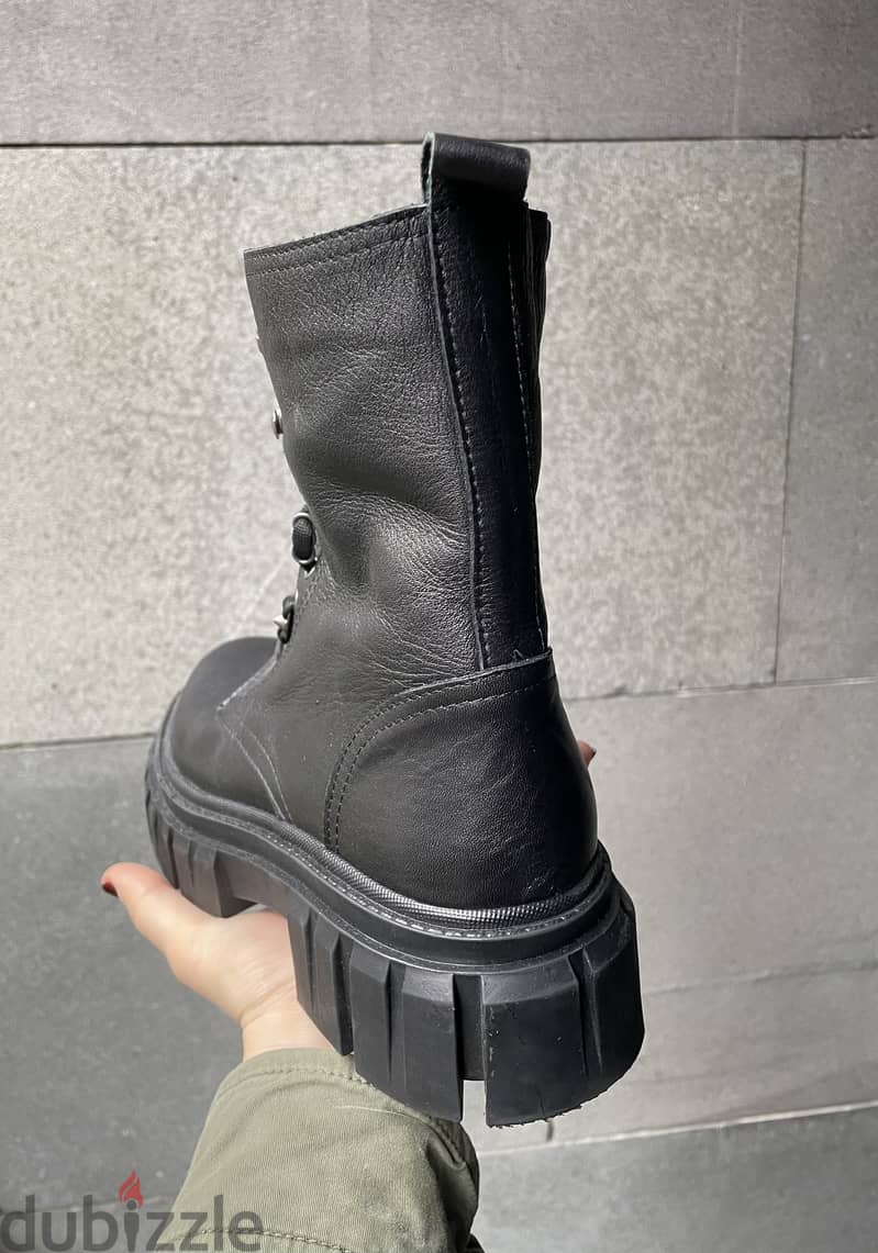 Leather Boots Size 37 2