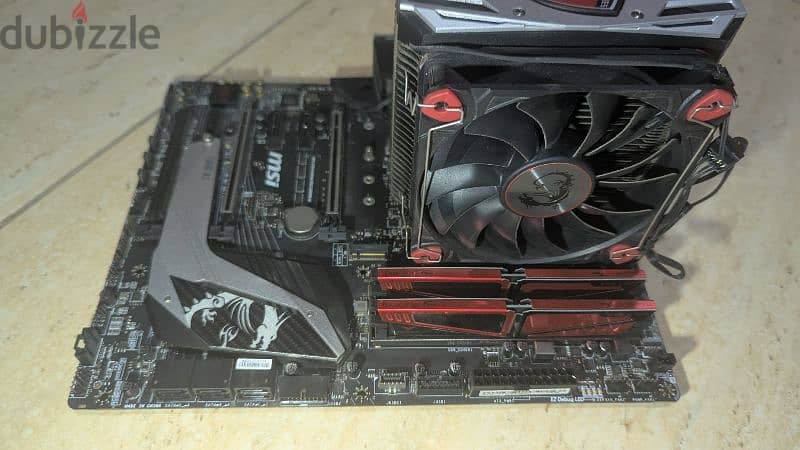 Intel i9 9900k, MSI z390 Gaming Pro Carbon AC, 32GB RAM 1