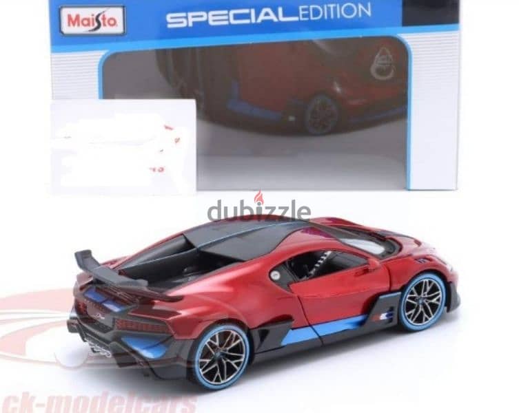 Bugatti Divo diecast car model 1;24 4