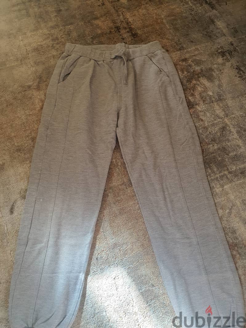 4 sweatpants size 11-12 1