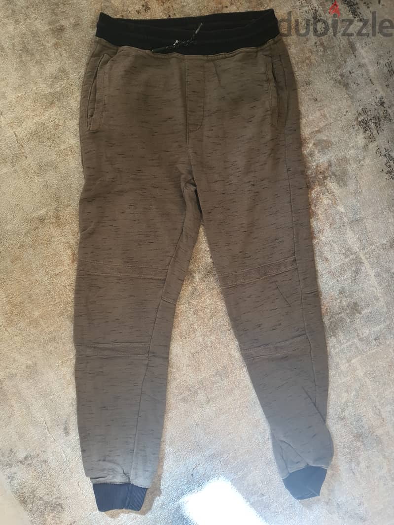 4 sweatpants size 11-12 2