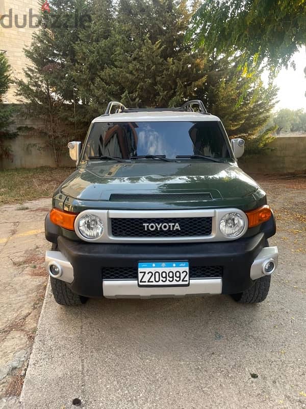 Toyota FJ Cruiser 2014 0