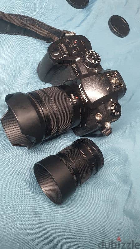 Panasonic gh5 with 2 lenses 12-60 and 42.5mm f1.7 2