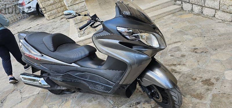 suzuki skywave type 4m    250cc model 2012 2