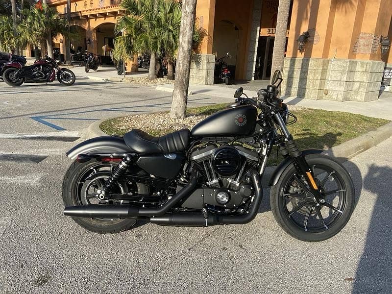 Rare”  Harley 2017 ironXL883” 2,500km” 0