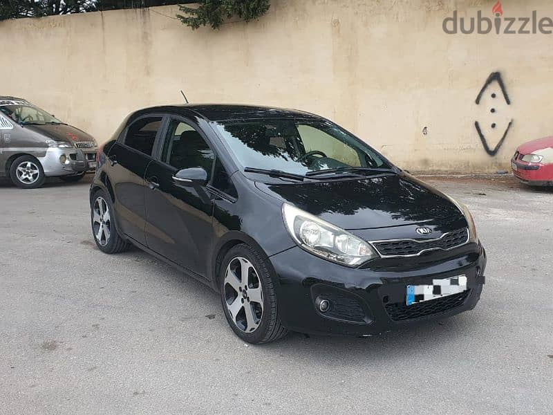 Kia Rio 2013 /lebanese company / 0 faults 0