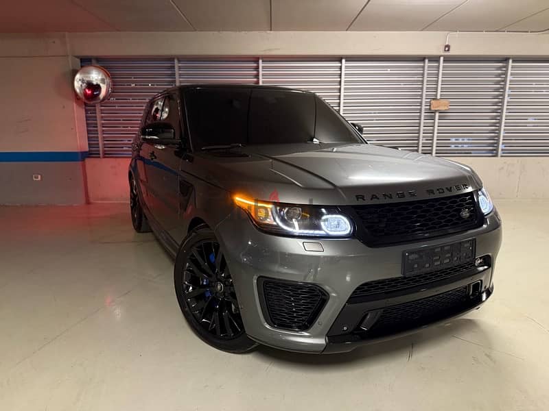 Range Rover Sport SVR 2015 Clean Carfax!!! 0