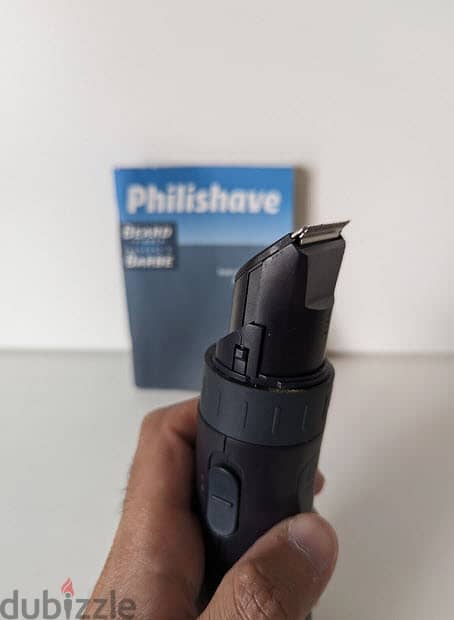 Philips T764 Trimmer (Like New) 2