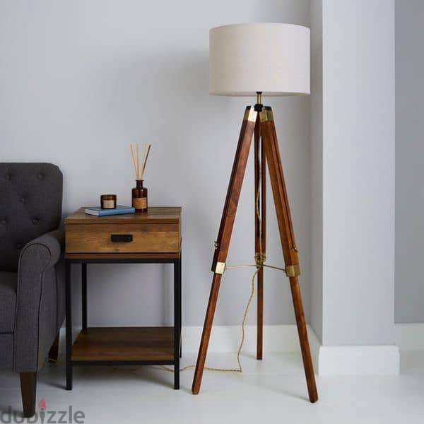 trio wooden tripod floor lamp 1