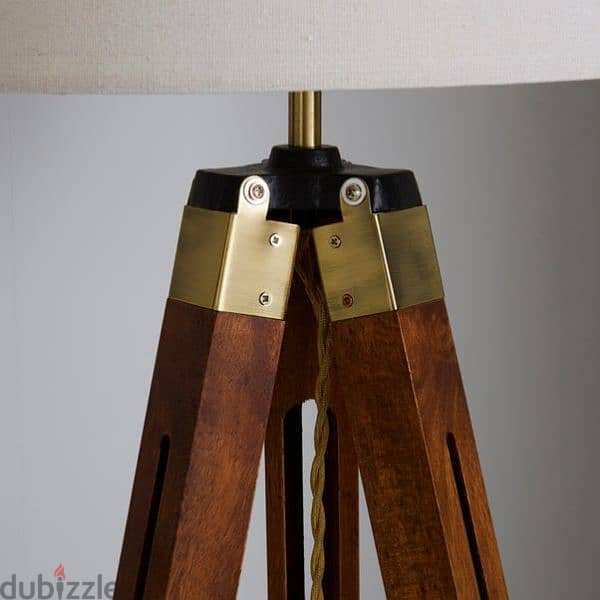 trio wooden tripod floor lamp 2