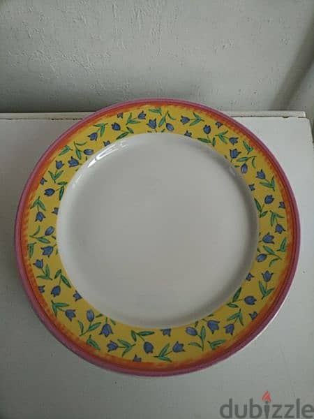 8 flowry plates - Not Negotiable 0