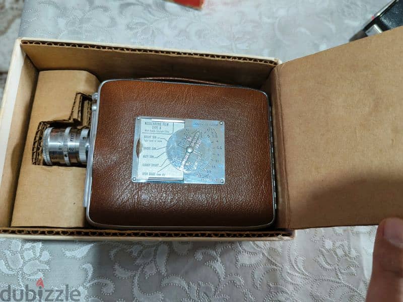 Vintage Keystone Belair film camera 1950 5