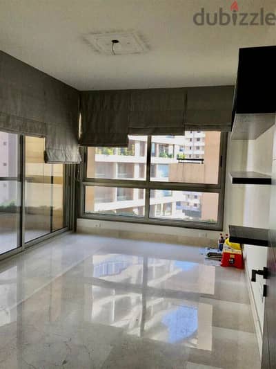 apartment For sale in unesco شقة للبيع في الاونسكو ٩٥٠،٠٠٠$