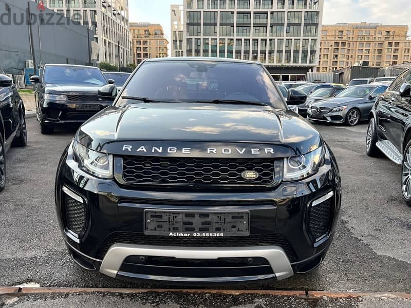 2016 Evoque Dynamic Black/Black 0