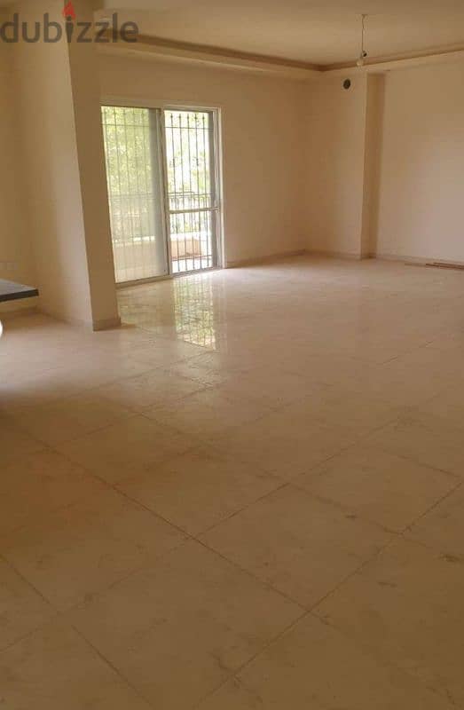 Prime Location l Spacious 250 SQM Apartment in Aley. 0