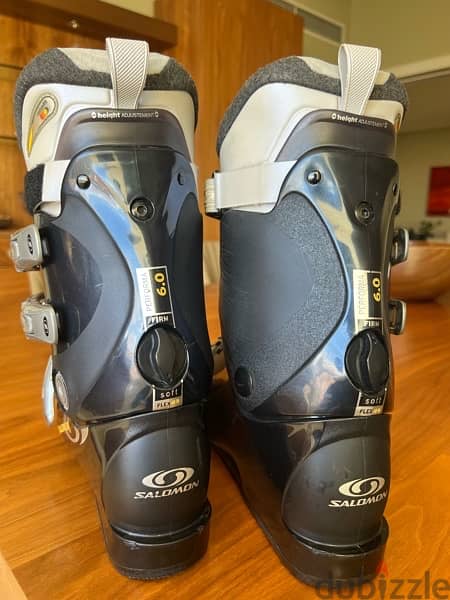 Salomon Ski Boots new never used size 39 3