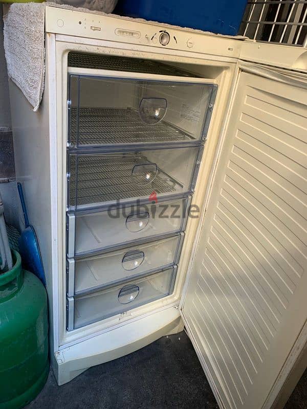 freezer for sale فريزر الماني للبيع 3