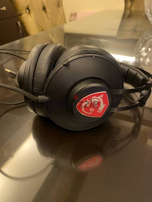 Msi headphones 1