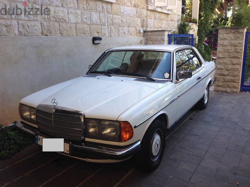 Mercedes-Benz 200 Series 1980 0