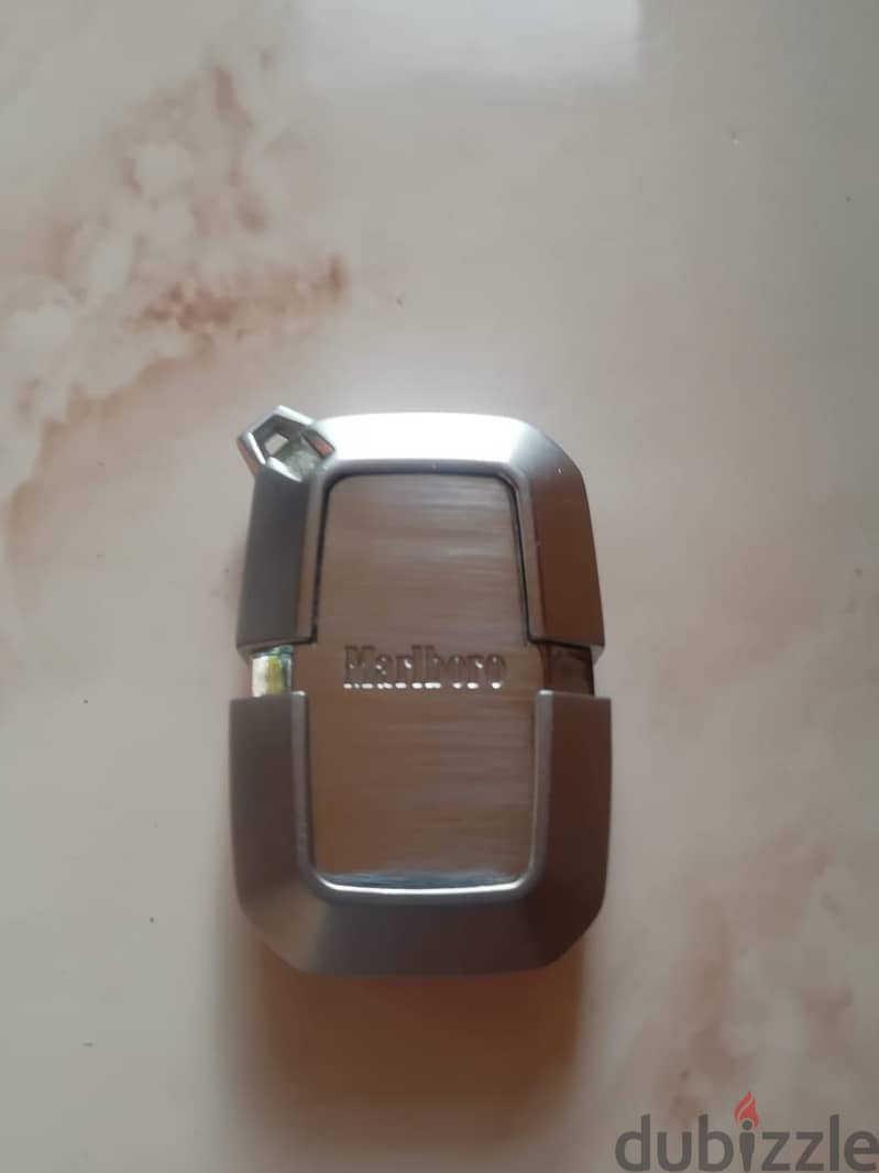 Marlboro collectible promotional stainless steel gas Lighter 1