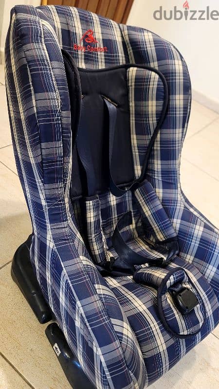 Baby comfort car seat,  stage 3 like new. 1