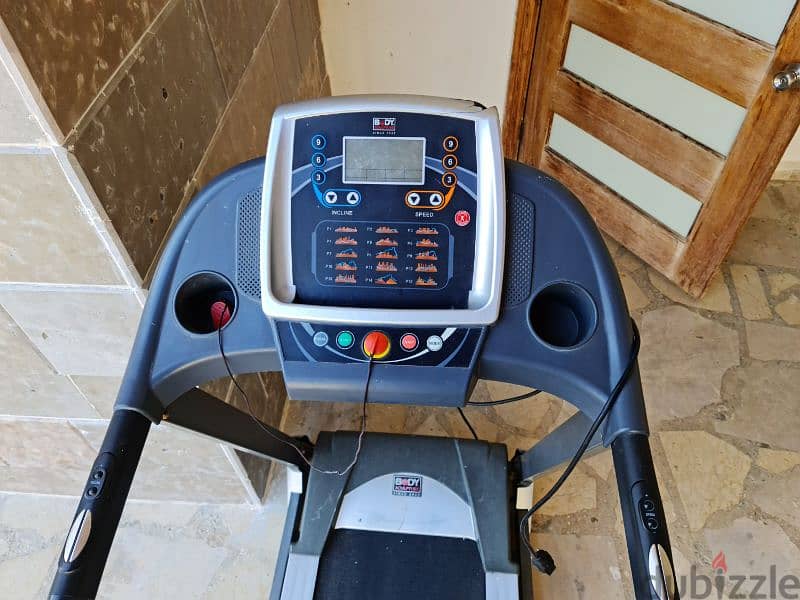 Treadmill BT540P 1