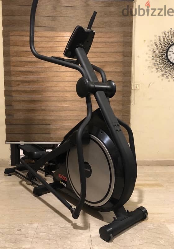 Big elliptical Fitness 1