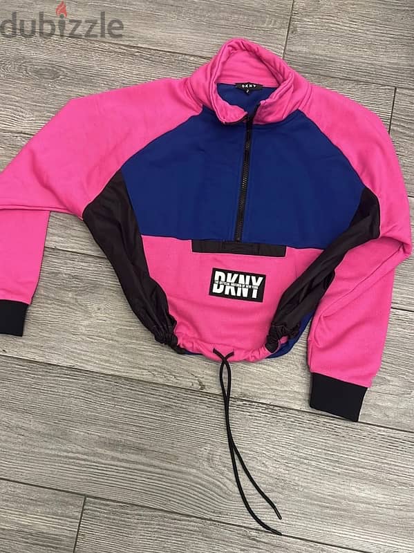 DKNY Brand Original Top size M New Condition 2