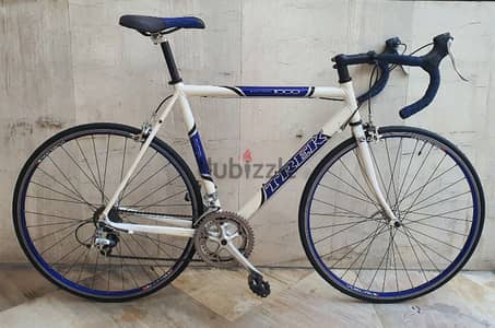 Trek road bike size 54 M/L Aluminium Shimano 2x8 speed