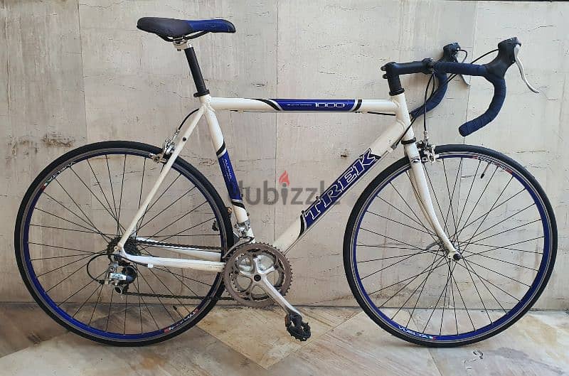 Trek road bike size 54 M/L Aluminium Shimano 2x8 speed 0