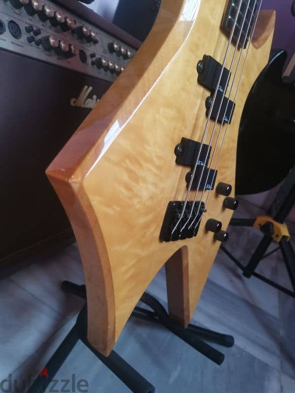 BC Rich Long Scale Bass 2