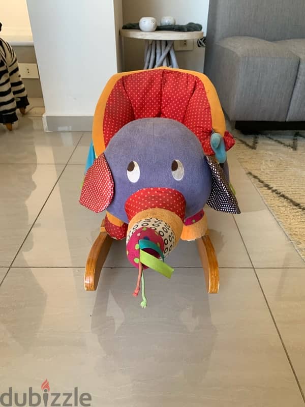 beautiful elephant for kids 0