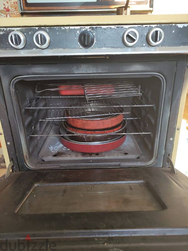 Used Magic Chef Oven 2