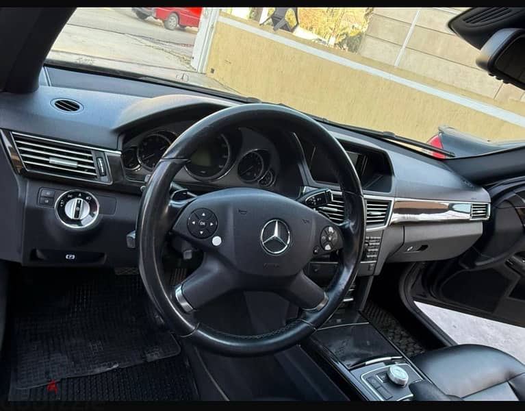 Mercedes-Benz E-Class 2010 0