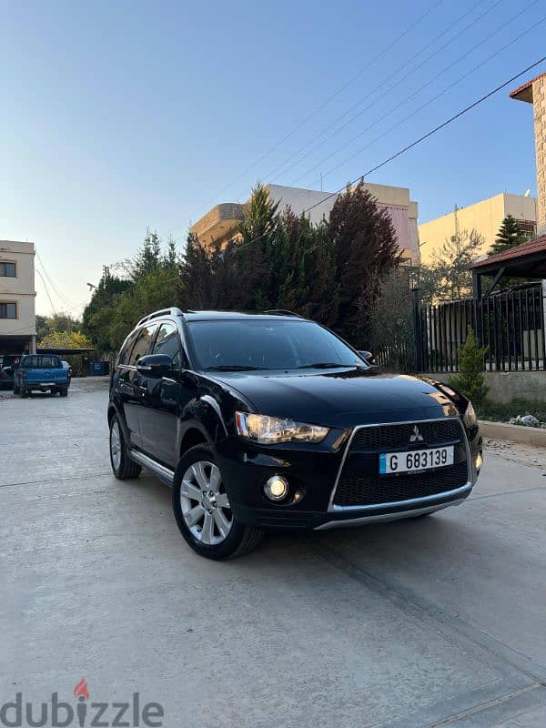 Mitsubishi Outlander 2012 0