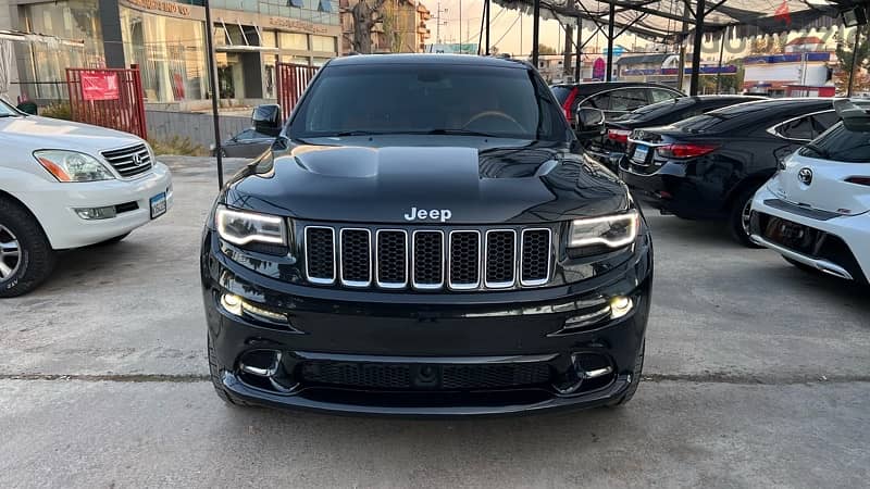 grand cherokee 2011 Look SRT 2016 orginal اجنبي تسجيل عال1500ماشي64000 0