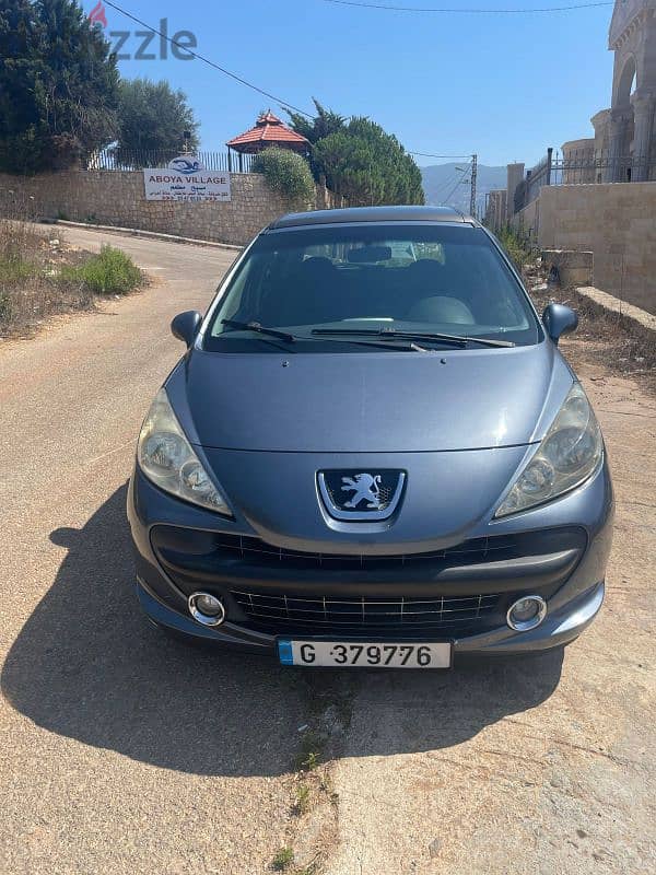 Peugeot 207 2008 0