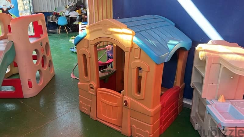 playhouses 3