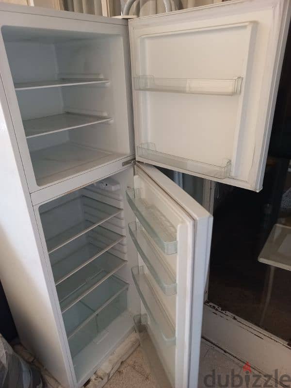 AGI  refrigarator 0