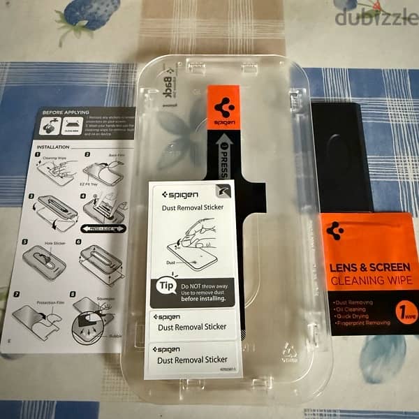 Spigen Screen Protector iPhone 14 Pro Max 1