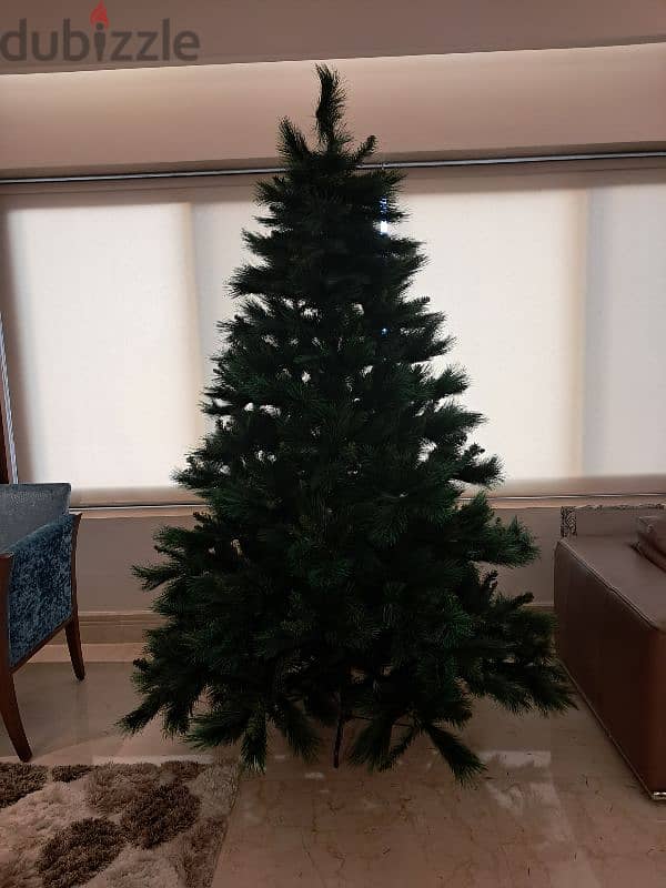 christmas tree شجرة عيد الميلاد 0