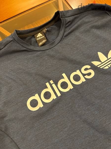 adidas sweater 1